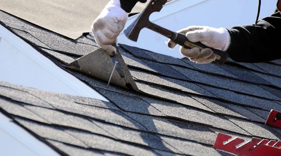 Professional gutter cleaning in Jamaica, NY